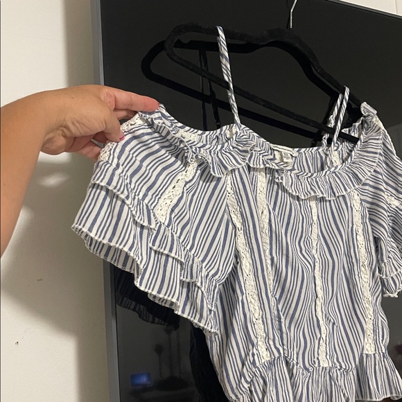 American Eagle Blue and White Striped Blouse sexy - Picture 8 of 15